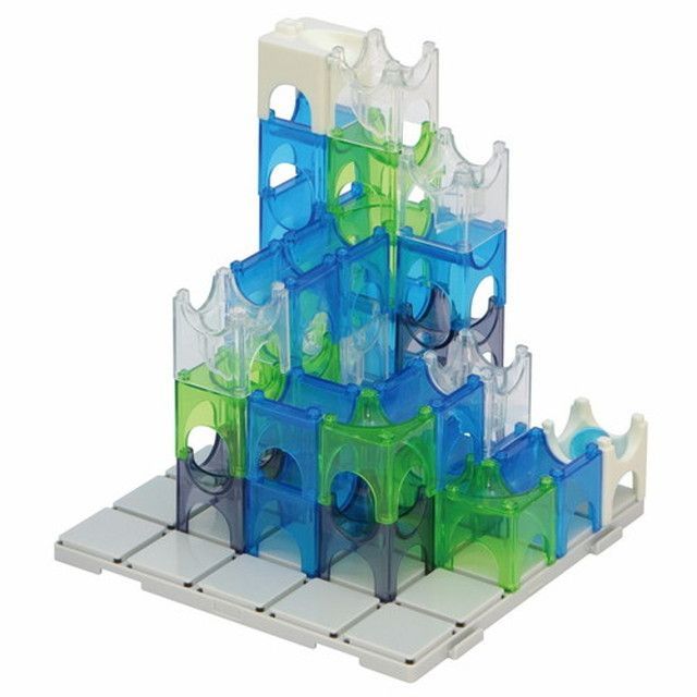 新品 ボードゲーム　STACUBE [佐川急便]