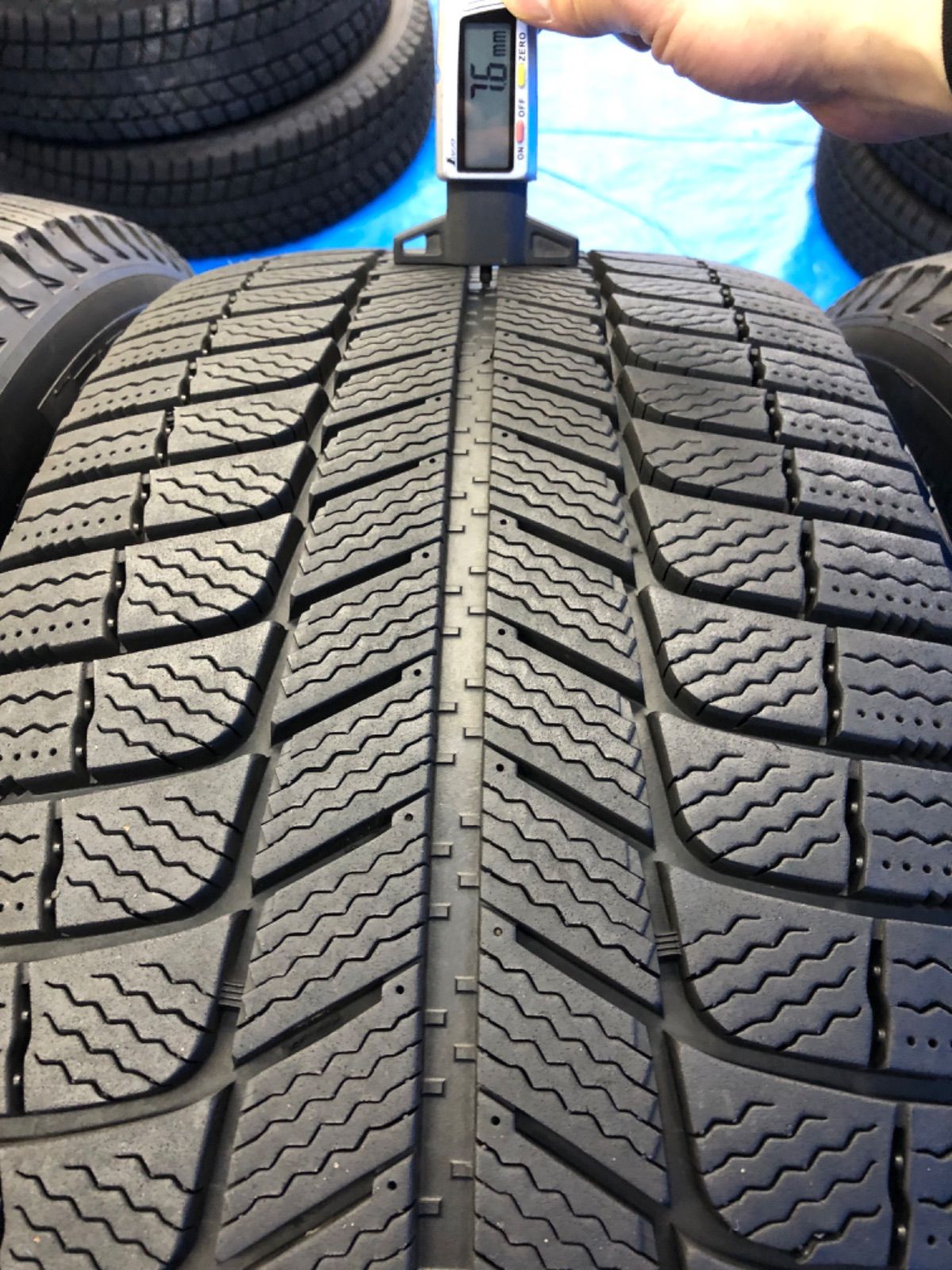 255/55R18 スタッドレス ミシュラン X-ICE3+ 4本 【公式通販】