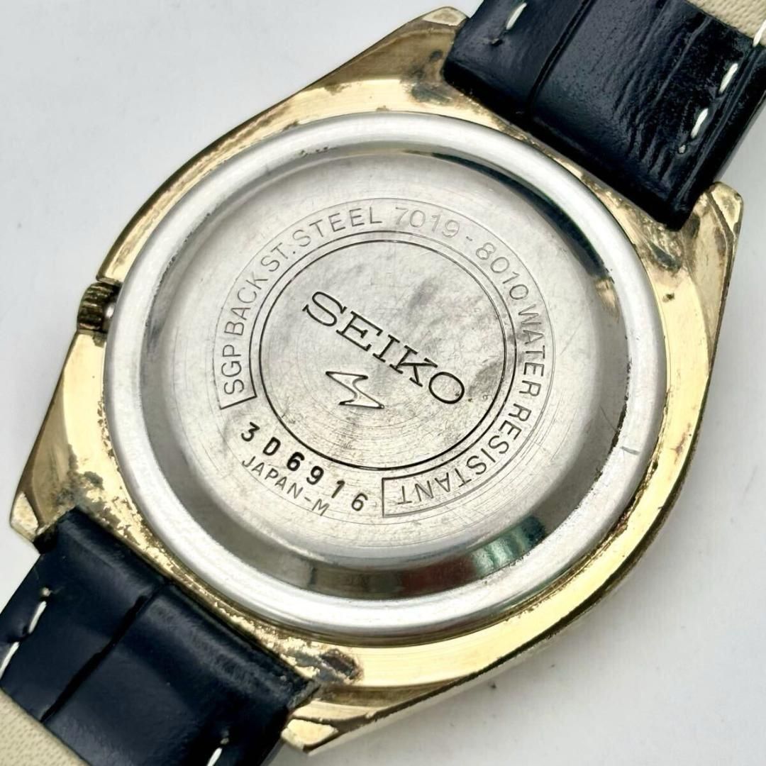 腕時計 ゴールド