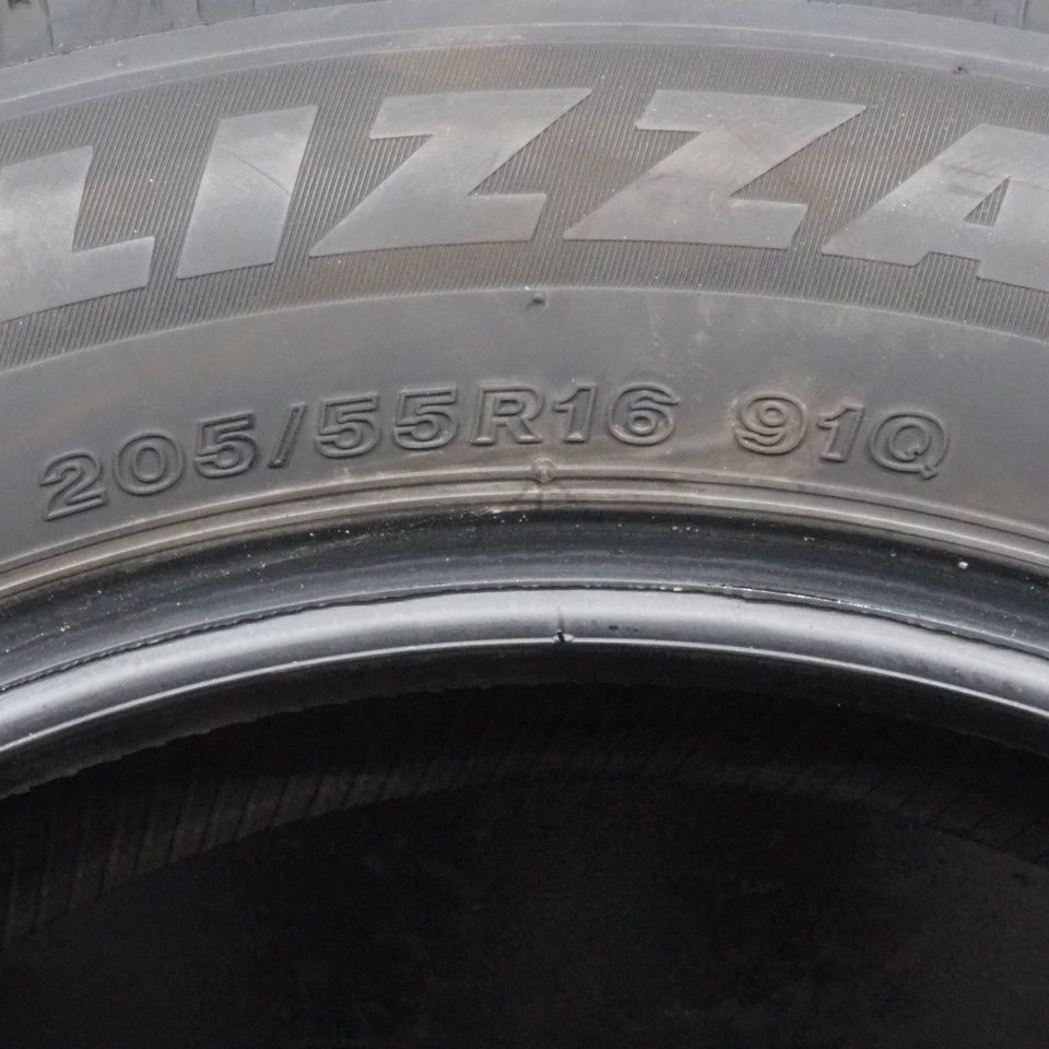 22年製 バリ山 ブリヂストン BLIZZAK VRX3 【 205/55R16 4本