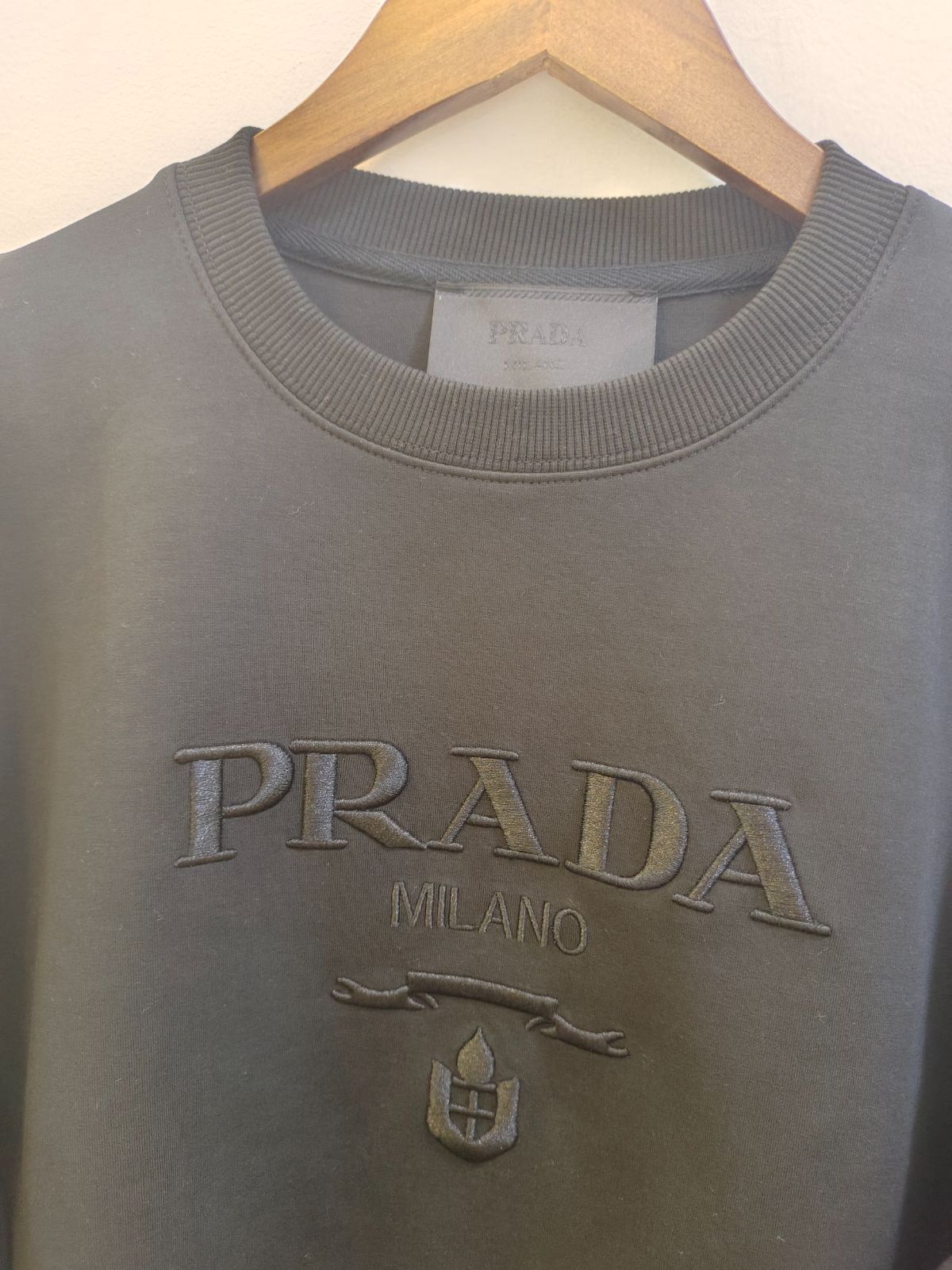 🌸超素敵🌸PRADA プラダ　パーカー　黒　長袖　新品❣️未使用❣️送料無料♫