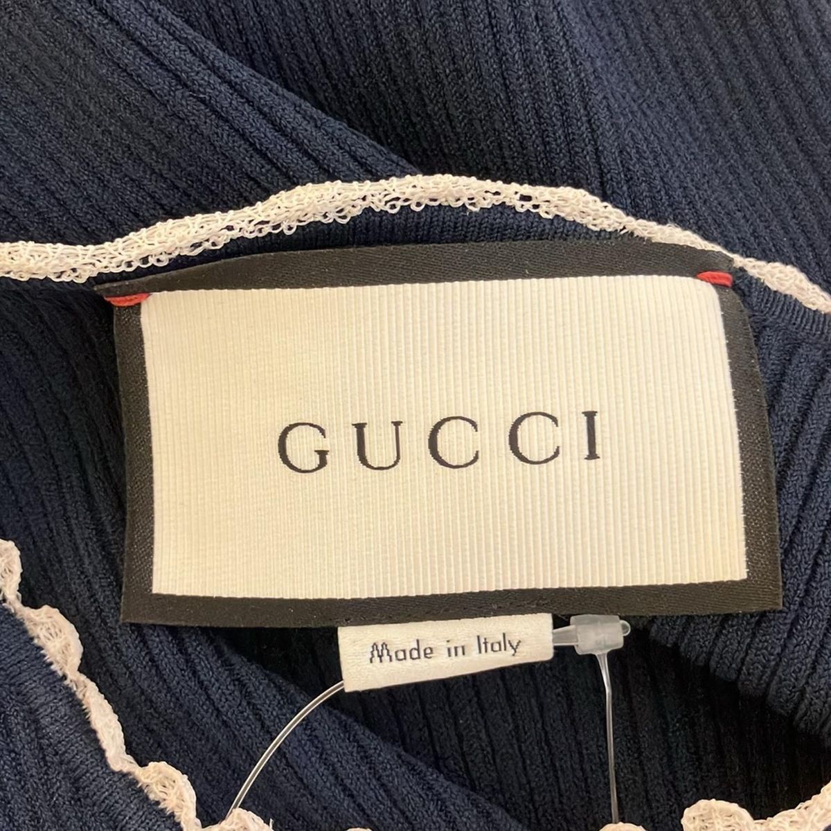 GUCCI Vネックセーター ヘビ刺繍付き GUCCI(グッチ) Vネックニット トップス アパレル ファッション