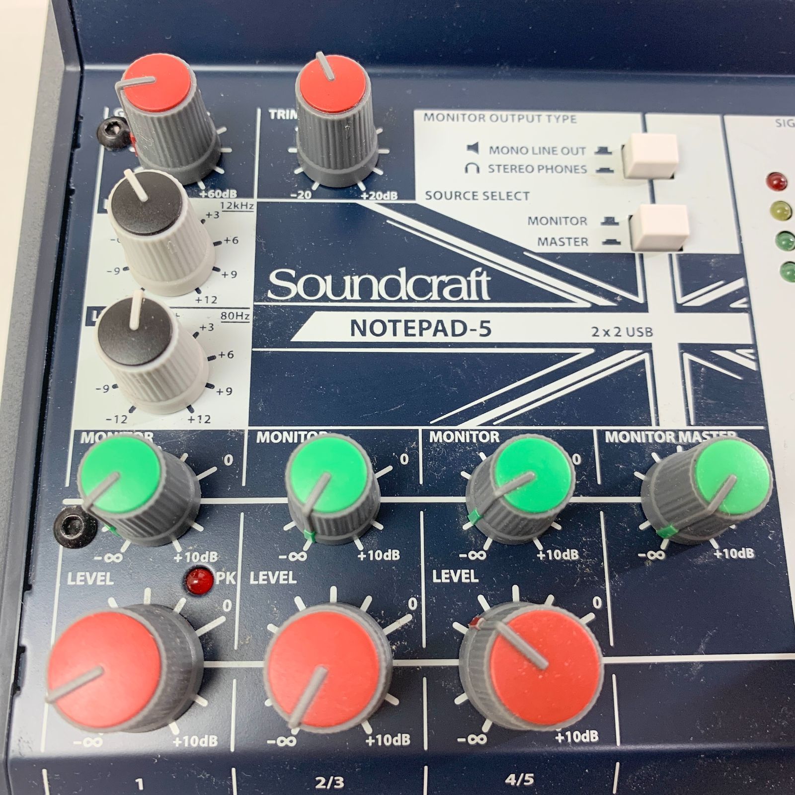 新品同様 ◆ 保証有 Soundcraft Notepad-5 5chミキサー Soundcraft Notepad-5 5chアナログミキサー オーディオ