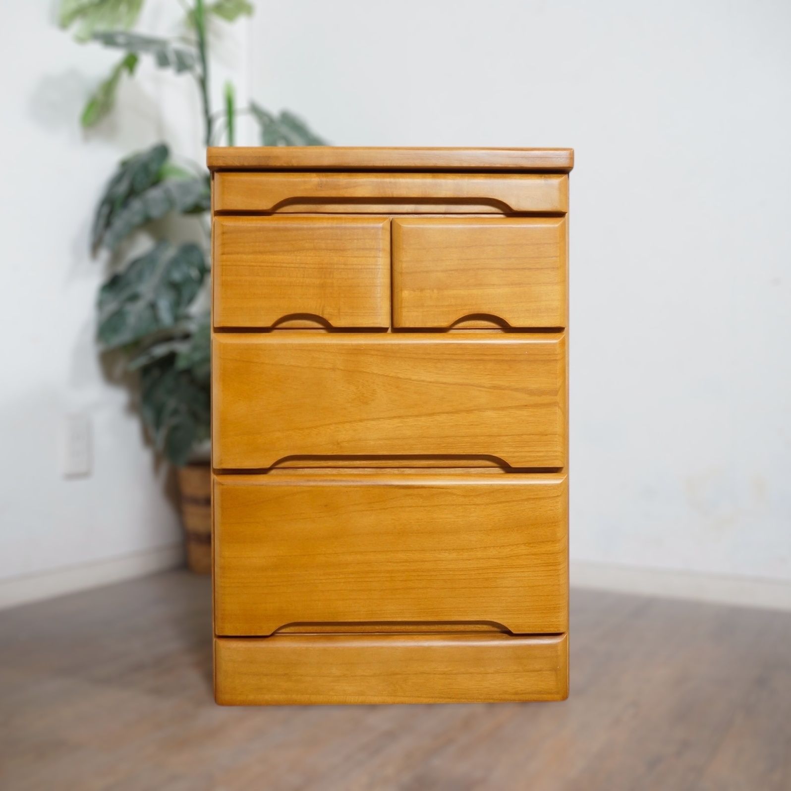 K お仏壇チェスト 20号対応 完成品 高さ70cm 桐材 スライド棚付き 仏具収納 和室 リビングに USTAUSTRALIA_COM_AU