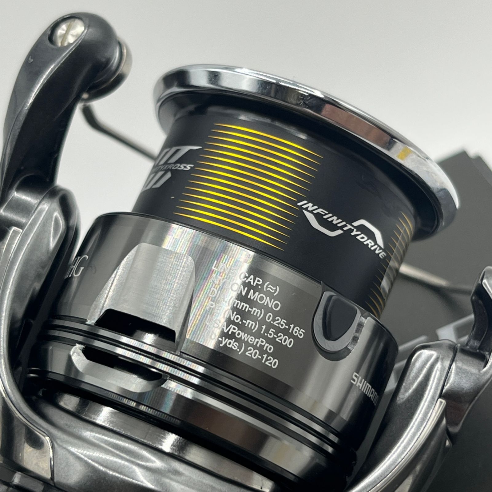 値下げ❗️SHIMANO TWIN POWER 4000MHG スピニングリール 値下げ❗️SHIMANO TWIN POWER 4000MHG スピニングリール シマノ