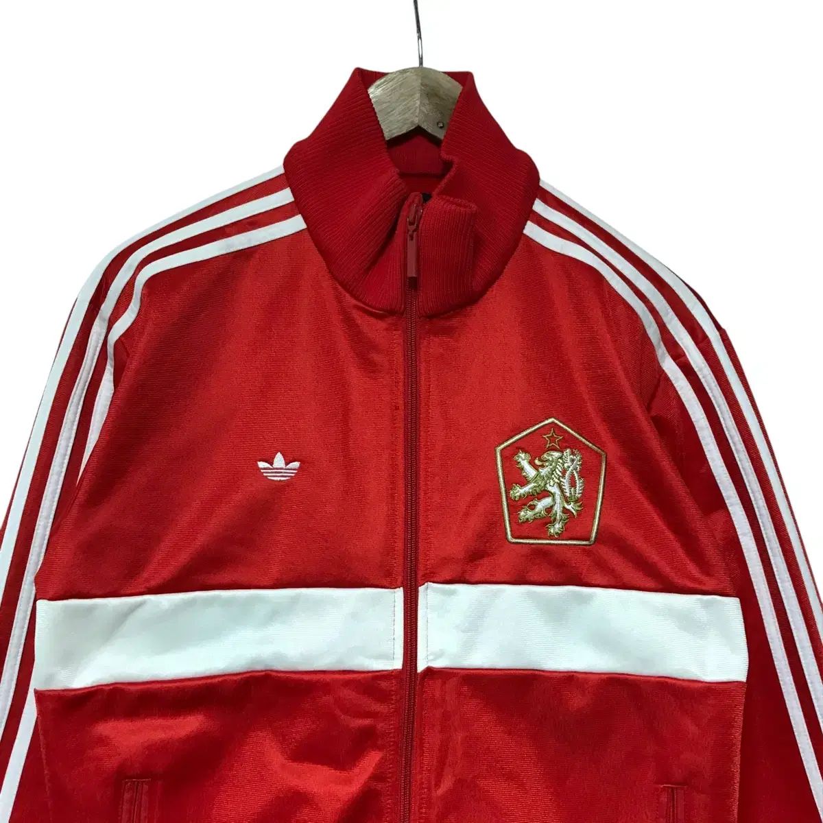 アディダス 赤 ベッケンバウアー トラックジャケット 男性M ジャージ上