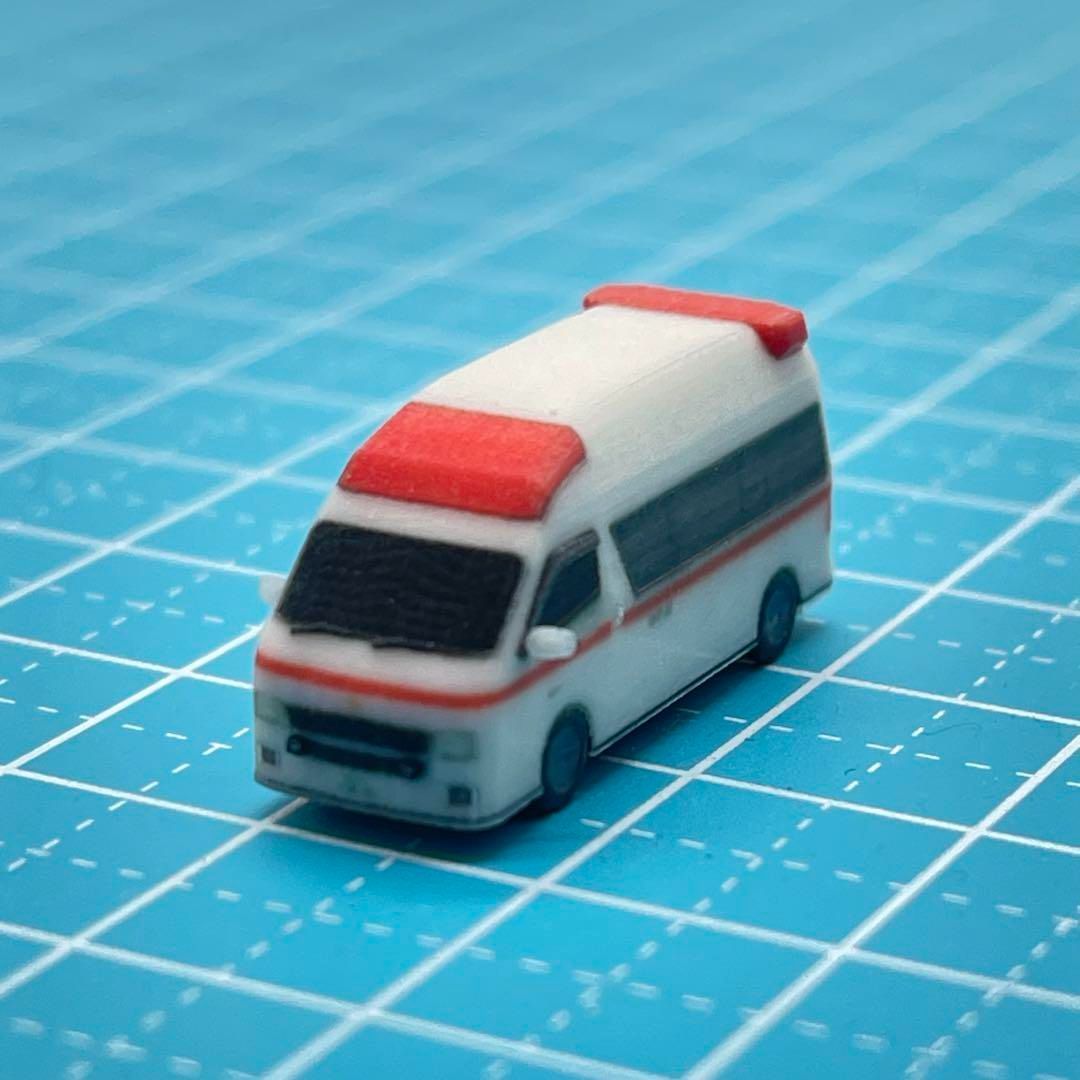 完成品　1/43 フィギュア3体　ミニチュア　ミニカーに　1/64より大 fit=scale-down,w=1200