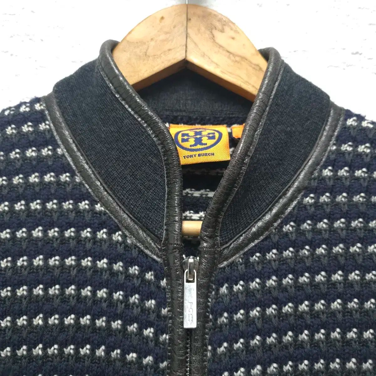 BURCH ジップアップ