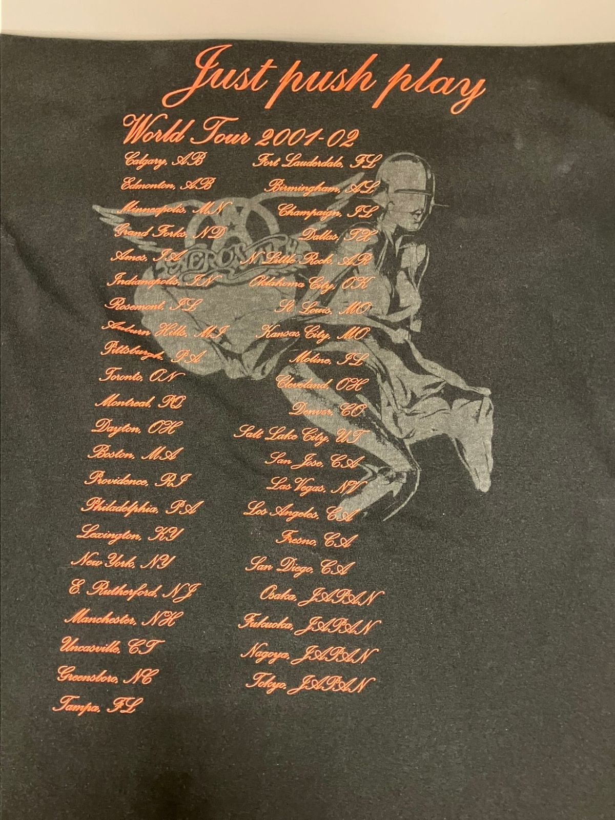 AEROSMITH エアロスミス Tシャツ Mサイズ GIANT 2001 新品 AEROSMITH エアロスミス Tシャツ Mサイズ GIANT 2001 新品