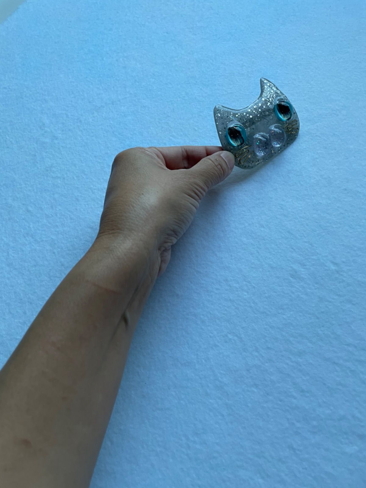 No.2  猫のブローチ・レジン・スカーフピン