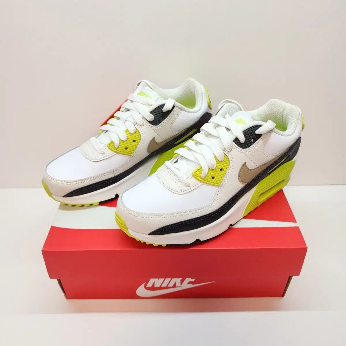 韓国 店舗 NIKE ナイキ ジュニア エアマックス 90 ー 210 235