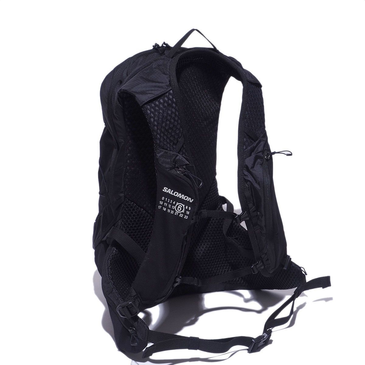 MM6 × Salomon 限定 ブラックリュック 楽天市場】MM6 エムエムシックス メゾンマルジェラ バックパック