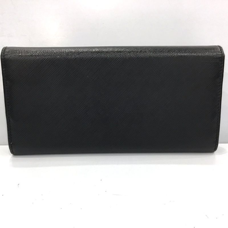 フェラガモ(Salvatore Ferragamo) レザー ガンチーニ 長財布