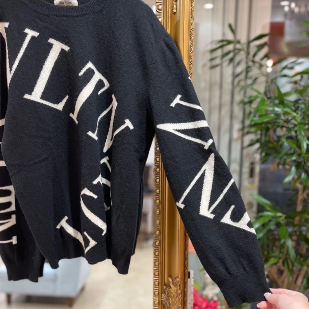 valentino vltn セーター 販売