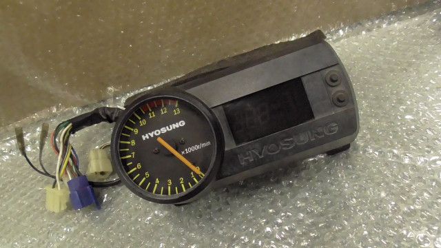 GT250R KM4MJ51EX71106xxx の メーター 1747710598