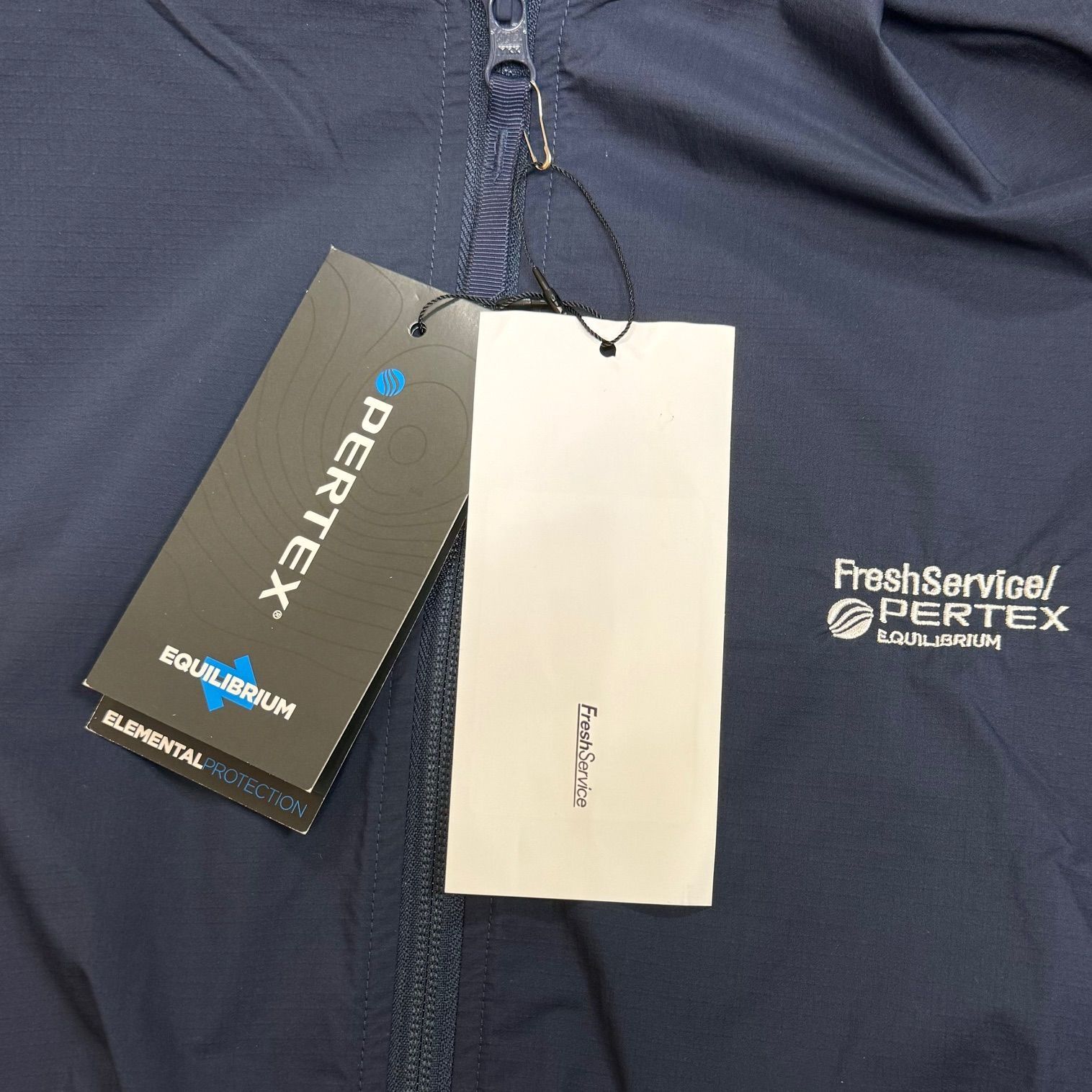 定価30800円 新品 FreshService 23AW PERTEX EQUILIBRIUM HOODED SHELL 