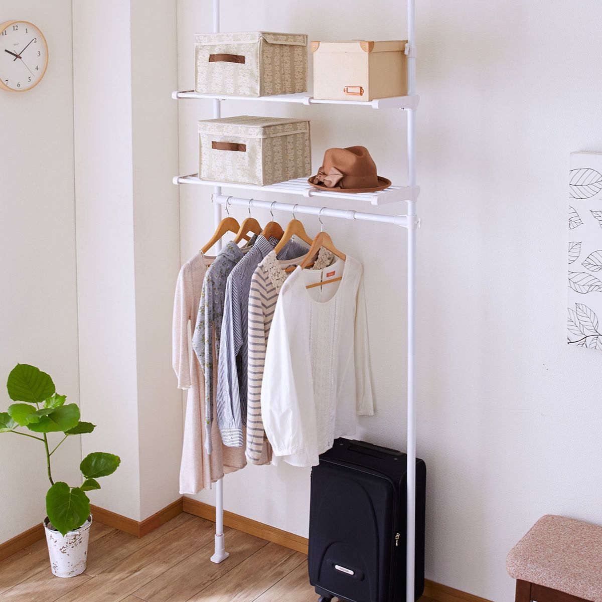 ハンガーラック 金属製 棚付き 突っ張り式 ブラック 幅180 高194 ハンガーラック 金属製 棚付き 突っ張り式 ブラック 幅180 高194