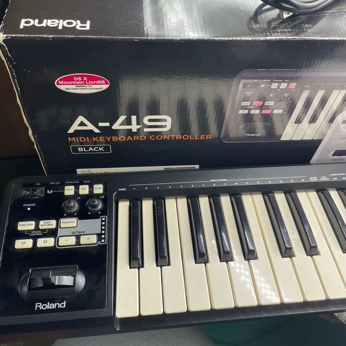 Roland A-49 MIDIキーボードコントローラー ブラック 通電 済み 現状品 外箱破れあり m9820