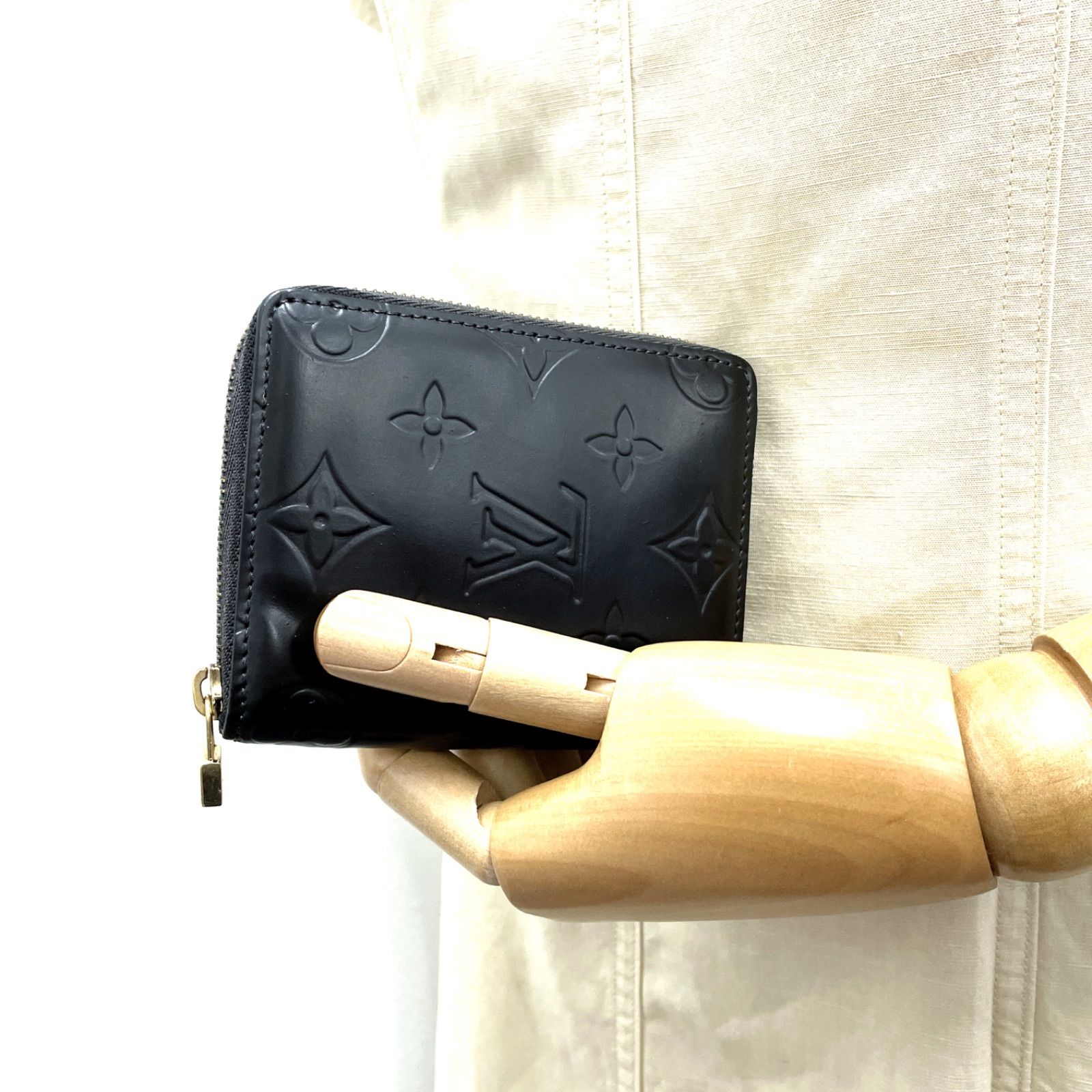 LOUIS VUITTON ルイヴィトン ヴェルニ ブルーム コンパクト