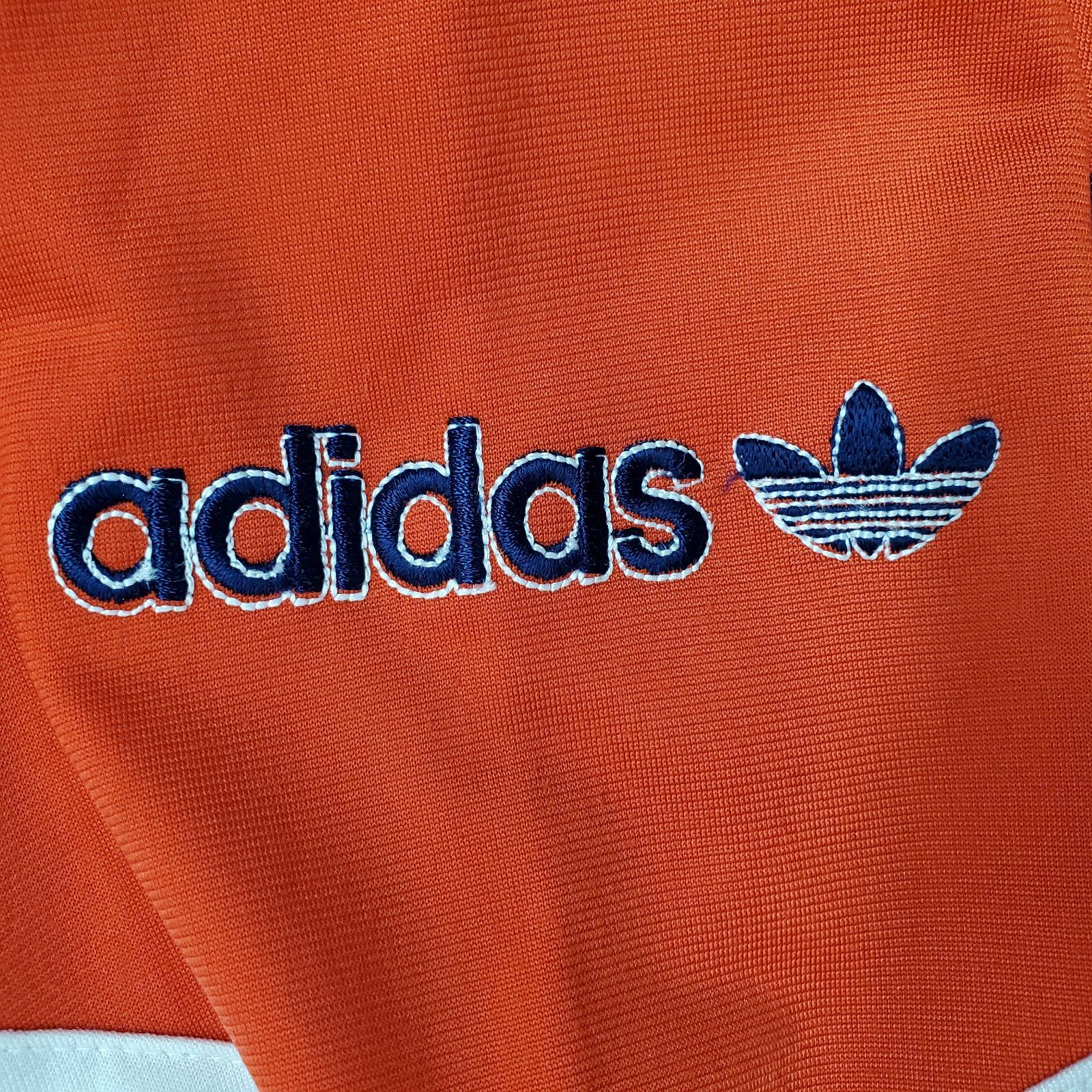 80s adidas トラックジャケット 万国旗タグ アディダス 80s オールド トラックジャケット 銀タグ 万国旗タグ