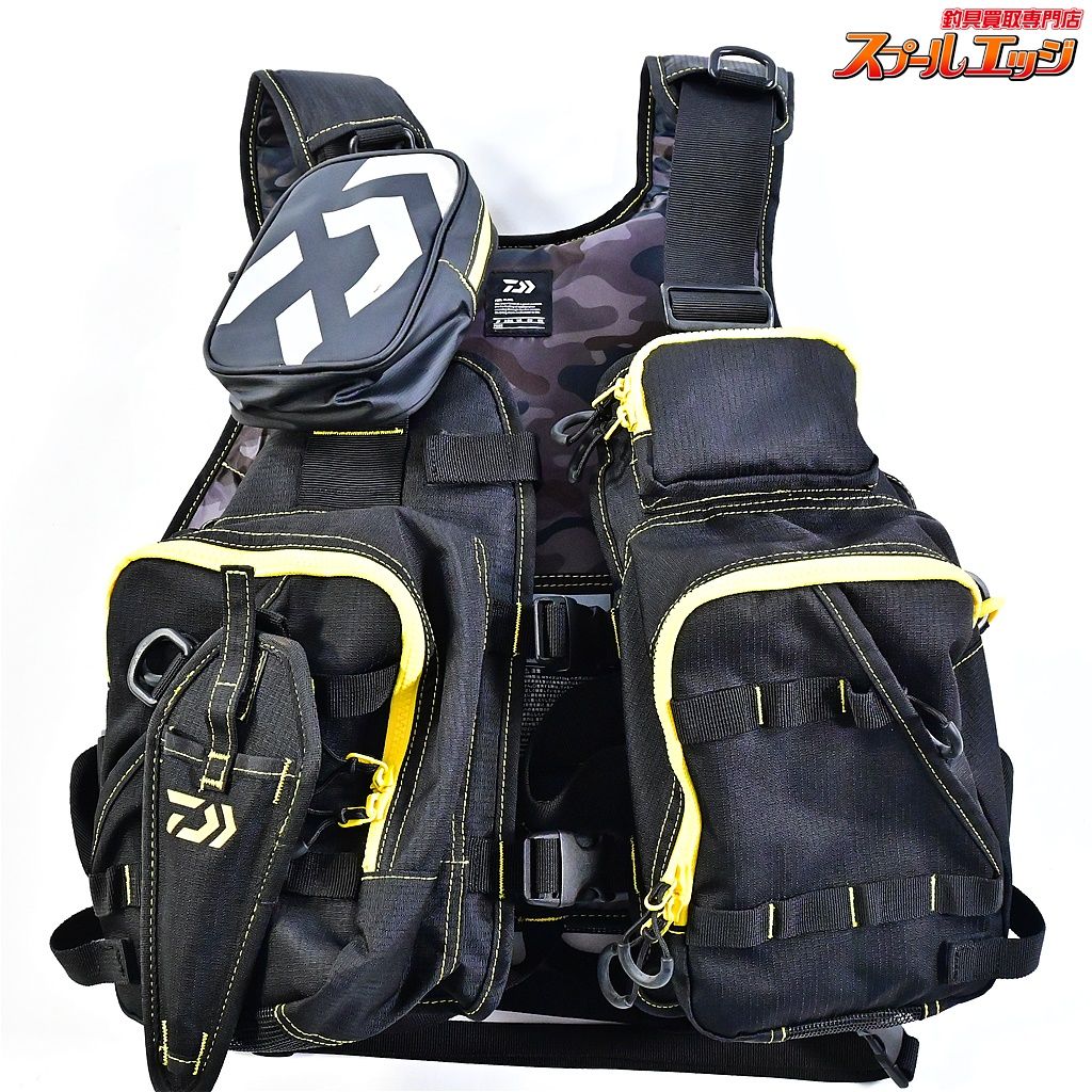 新品同様✨Daiwa DF-6206 ブラック フィッシングベスト L 7cb0598b07d21e8ccc71890e9ad39f