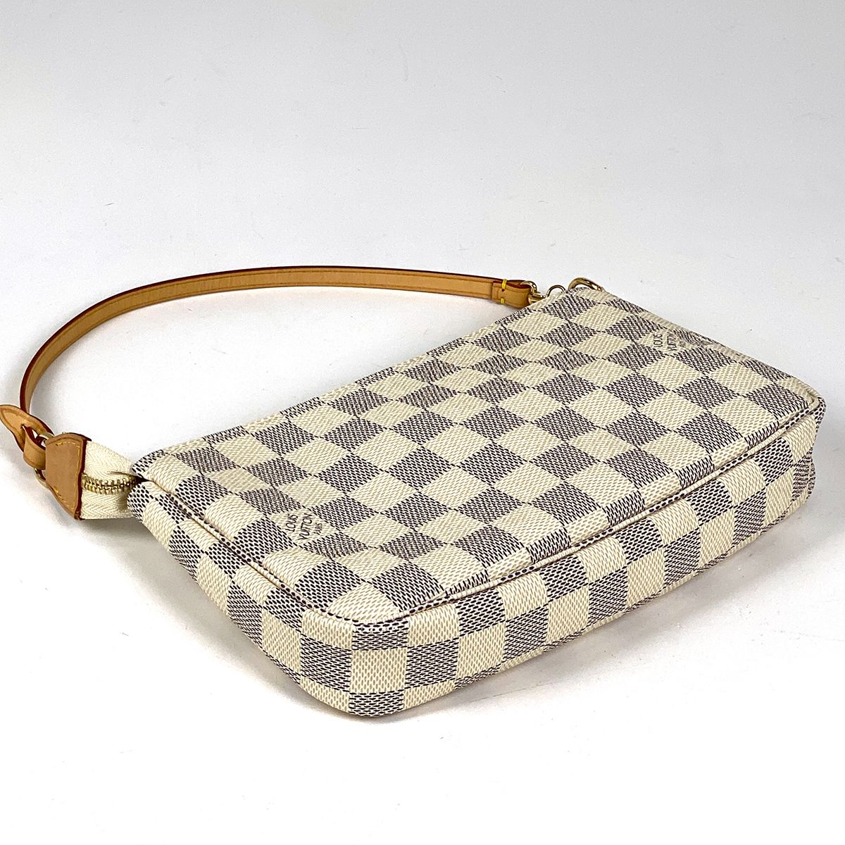 ルイヴィトン　アクセソワール　化粧ポーチ ルイ・ヴィトン Louis Vuitton ポシェットアクセソワール 化粧