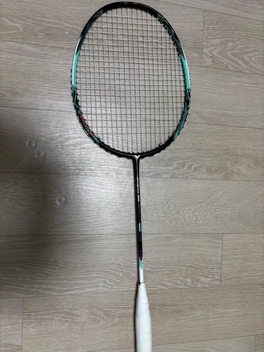 VICTOR ビクター オーラスピード 90k メタリック 販売
