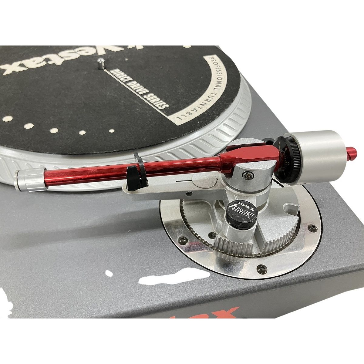 ターンテーブル