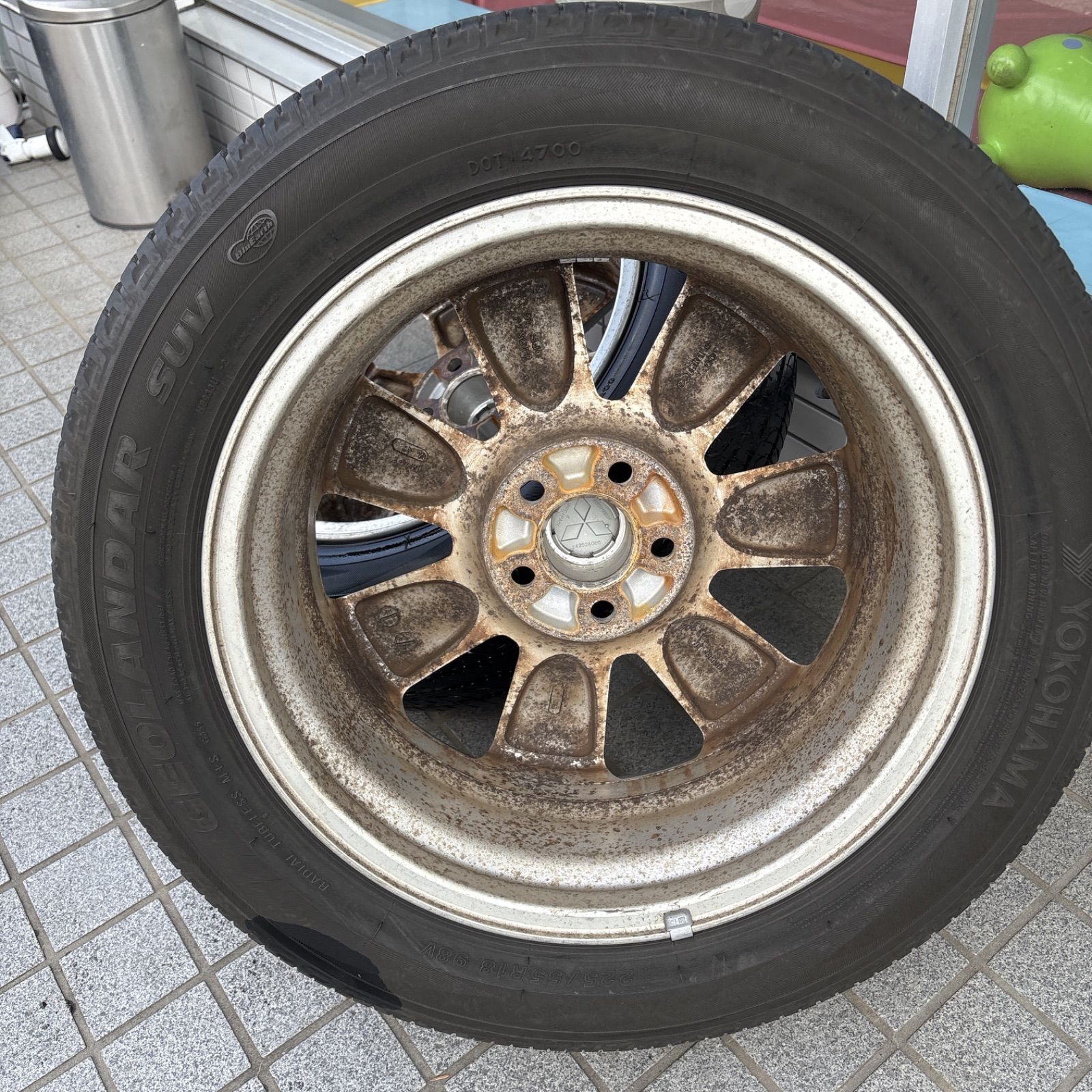225|55r18