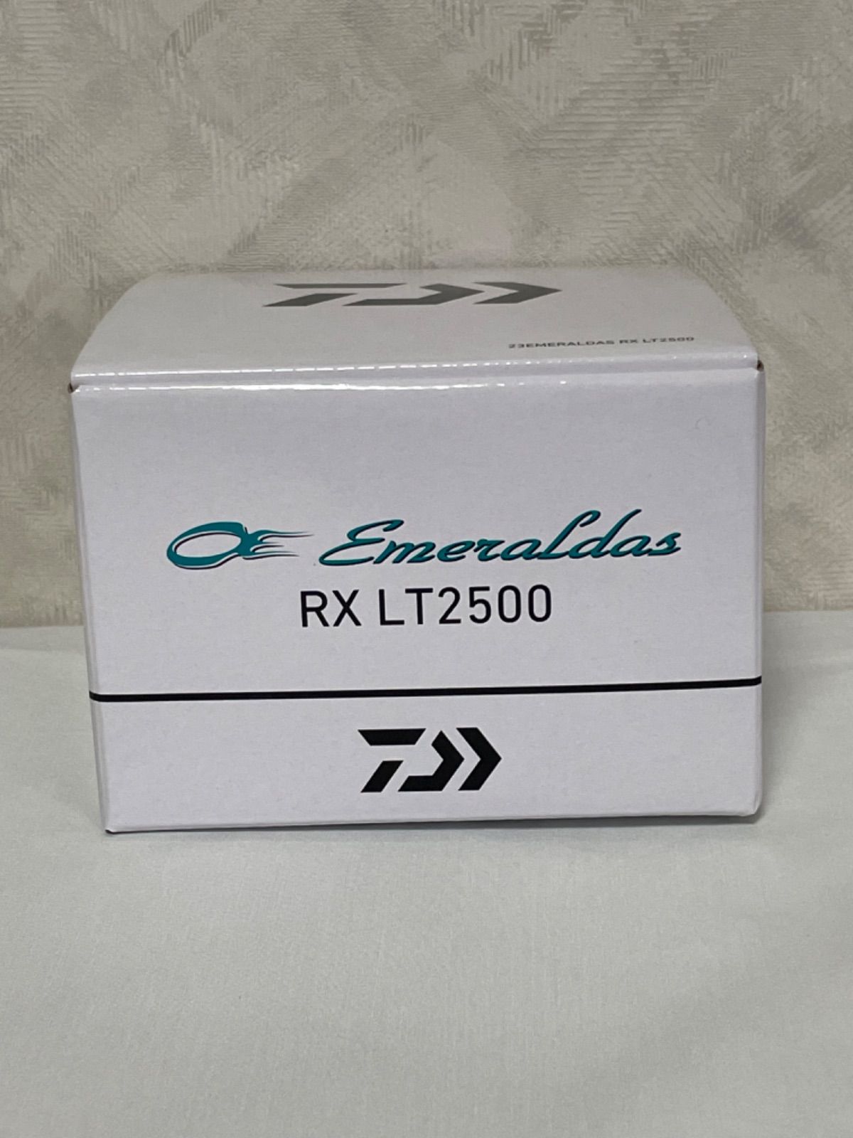 【新品】ダイワ エメラルダス RX LT2500 23年モデル スピニングリール