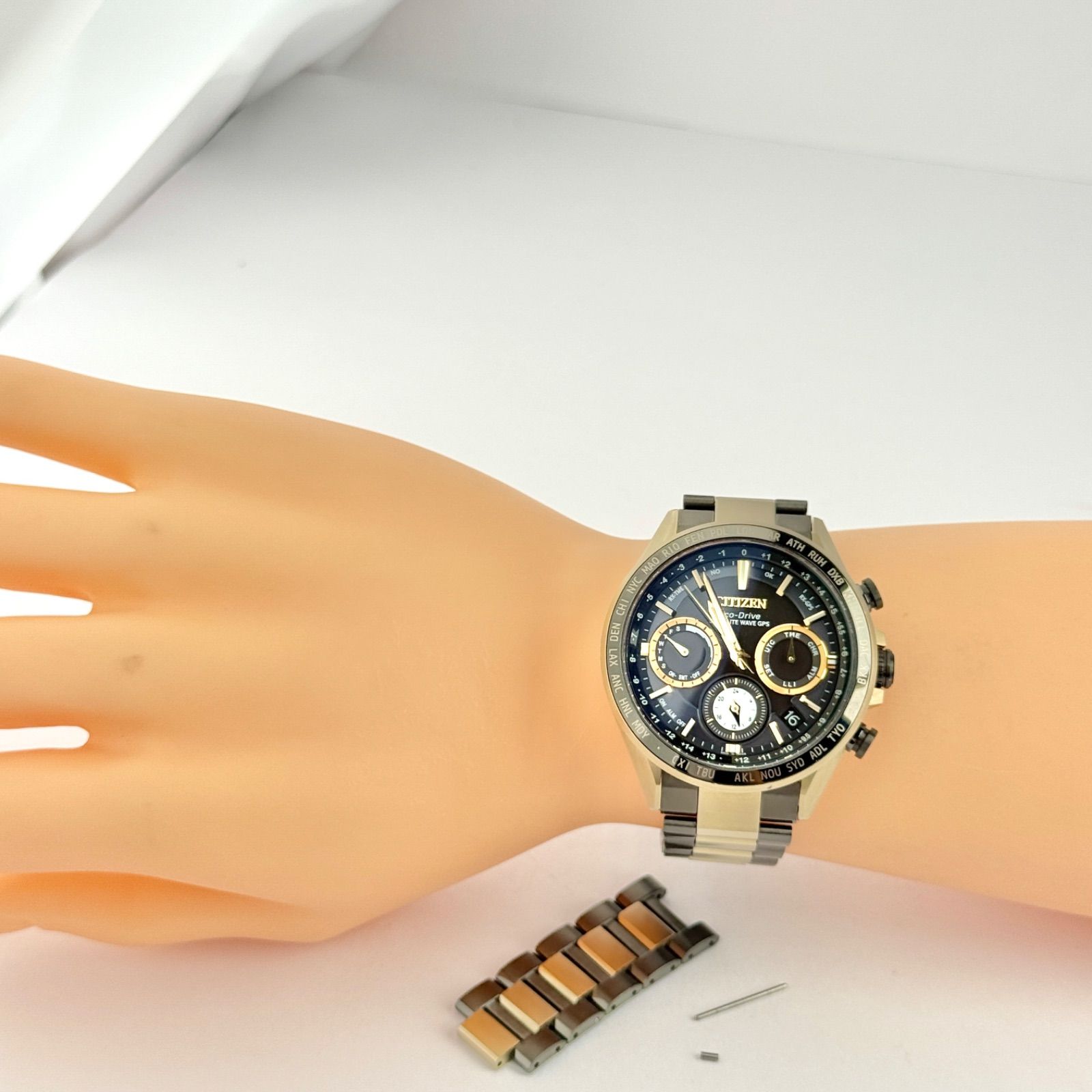 シチズン アテッサ HAKUTO-R 電波ソーラー メンズ 腕時計 819