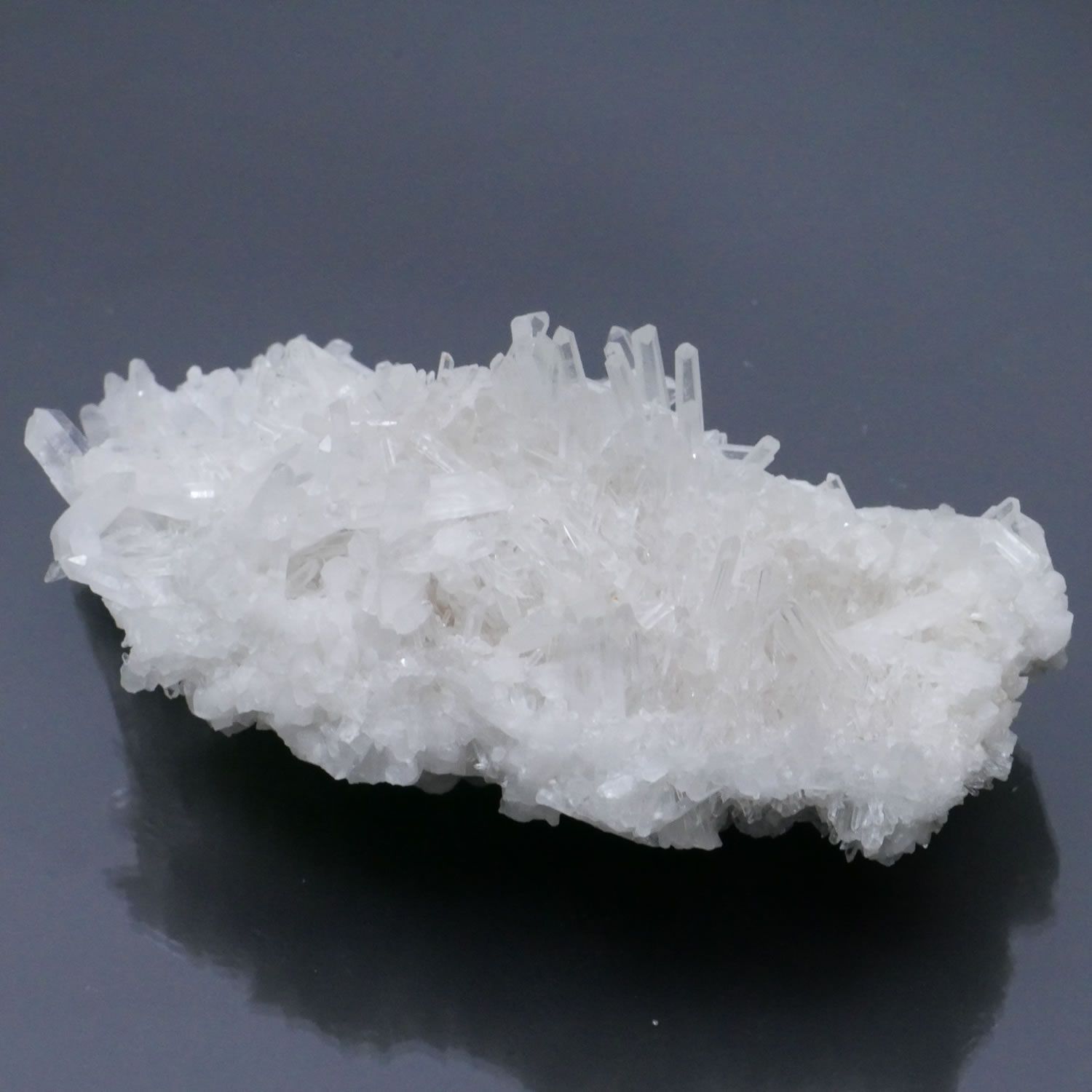 四川省産 菊花水晶 クラスター 1点物 約226g 天然石・置き物