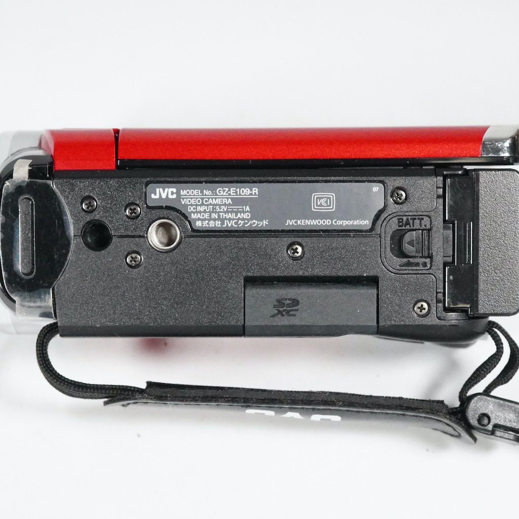 カメラ JVC ビデオカメラ Everio レッド GZ-E109-R 新品未使用