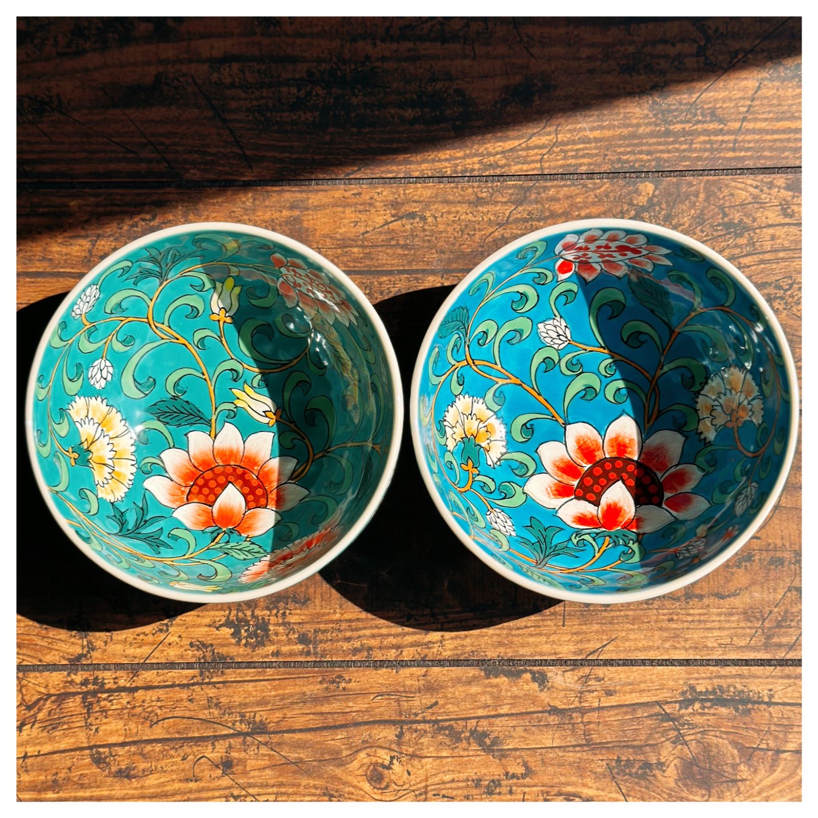 新品 ベトナムのバッチャン焼き 蓮柄の鉢4枚セット 新品 ベトナムのバッチャン焼き 蓮柄の鉢4枚セット ベトナムの