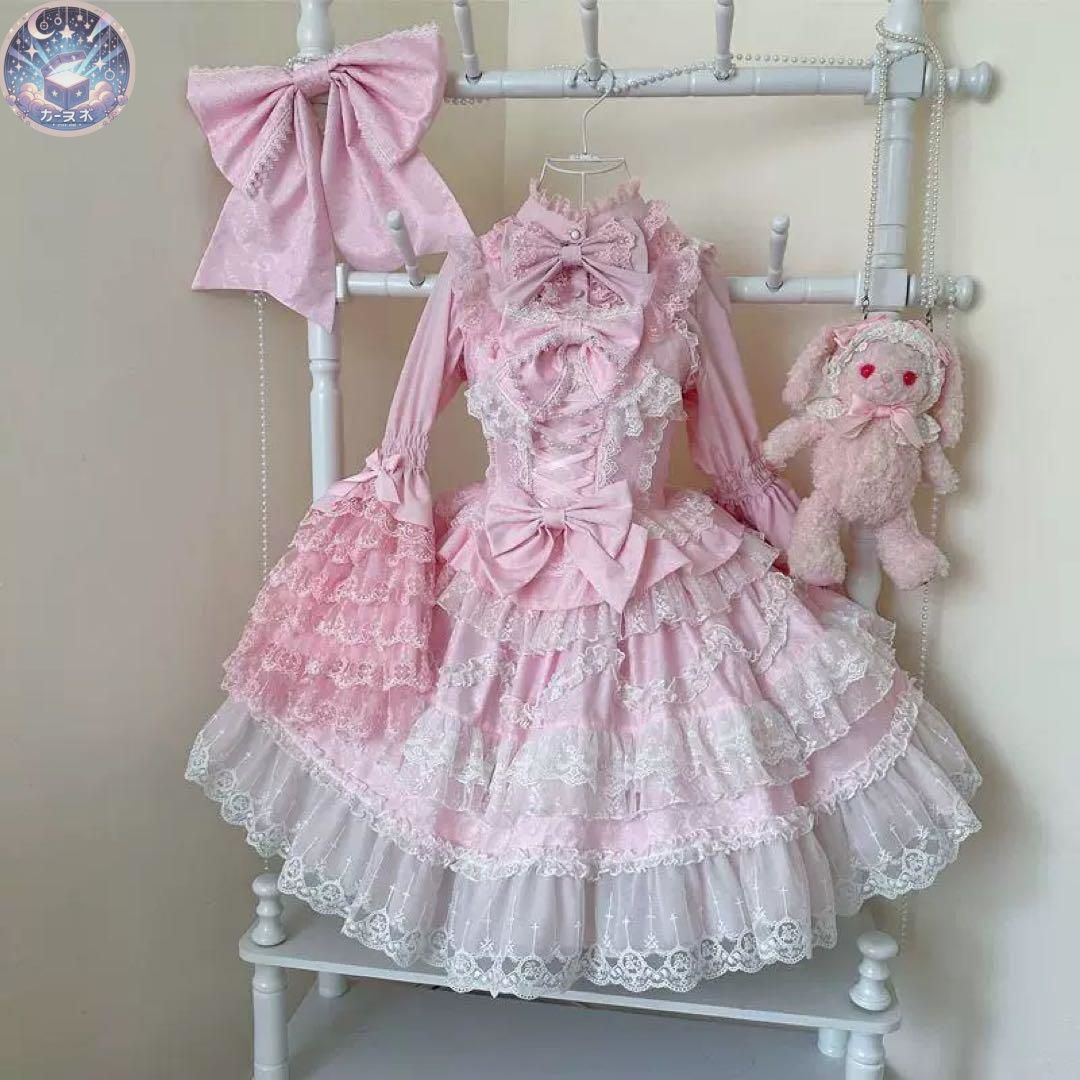 女子会にぴったりなロリータファッション ガーリーなジャンパースカート