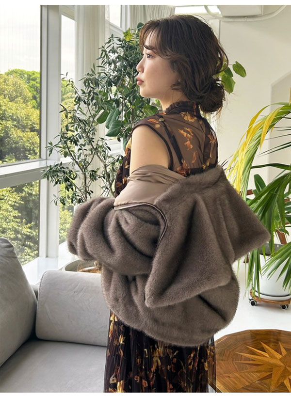 ほっそりとした 10 OFF フレイアイディー FRAY I.D アウター 25秋冬 ECOPELビッグ ショートジャケット 長袖 ミドル丈 fwfj254075 人気アイテム安い通販。