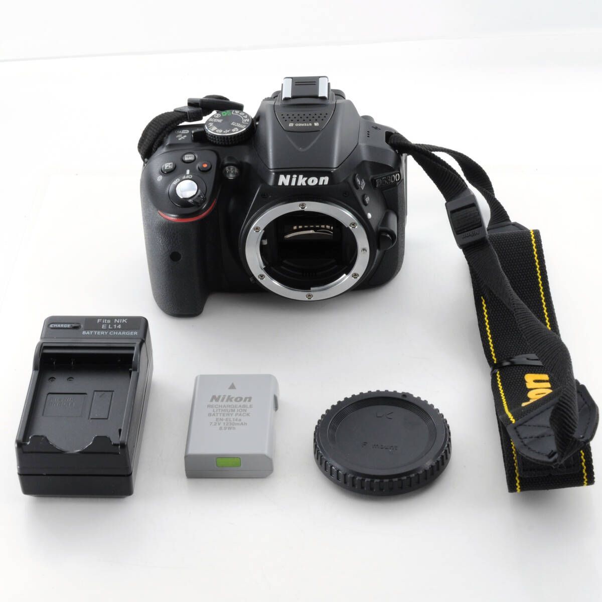 NikonD5300 デジタル一眼レフカメラ 本体と充電器 Nikon デジタル一眼