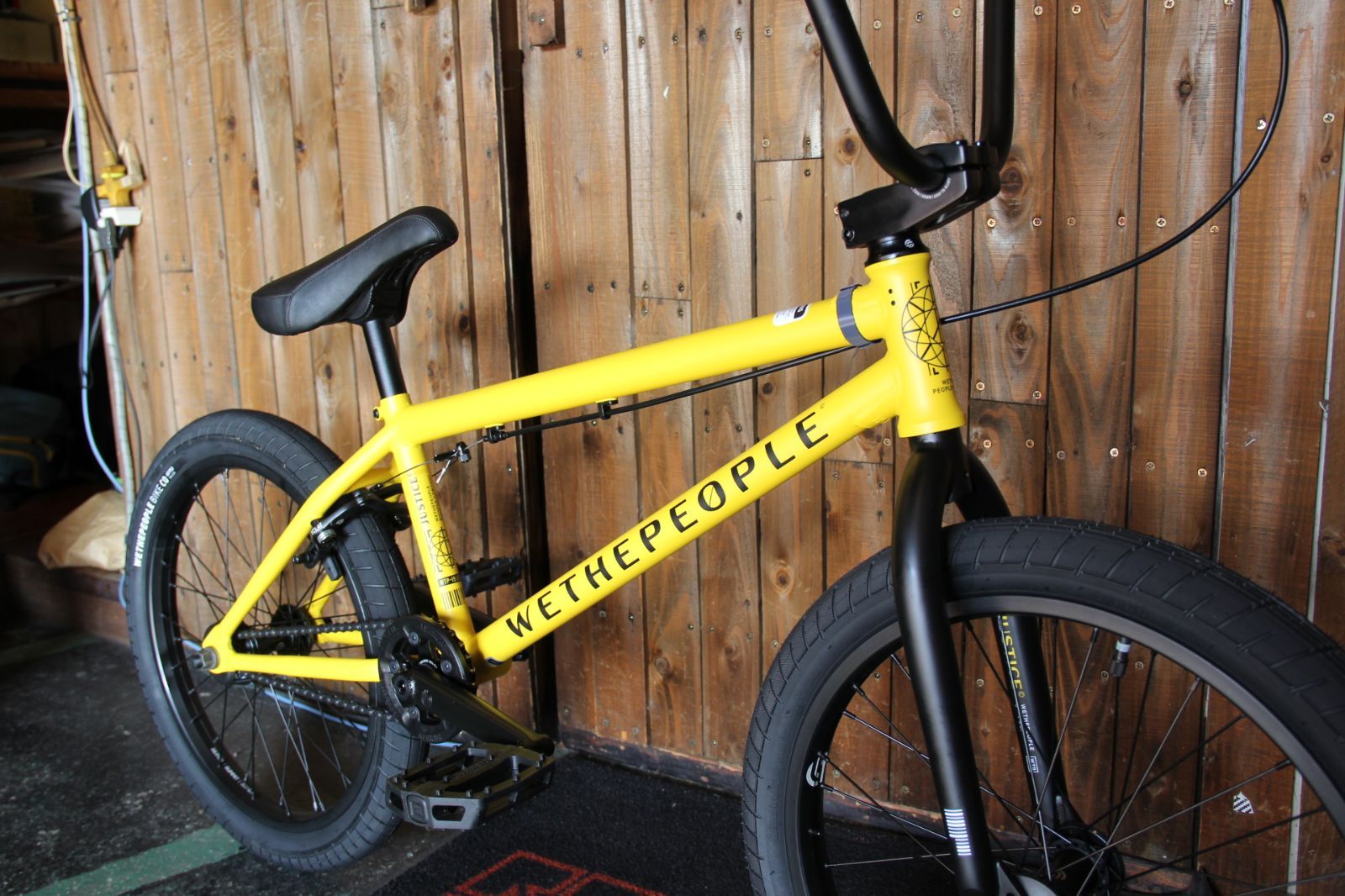 自転車 BMX 20インチ ストリート WETHEPEOPLE JUSTICE MATT YELLOW