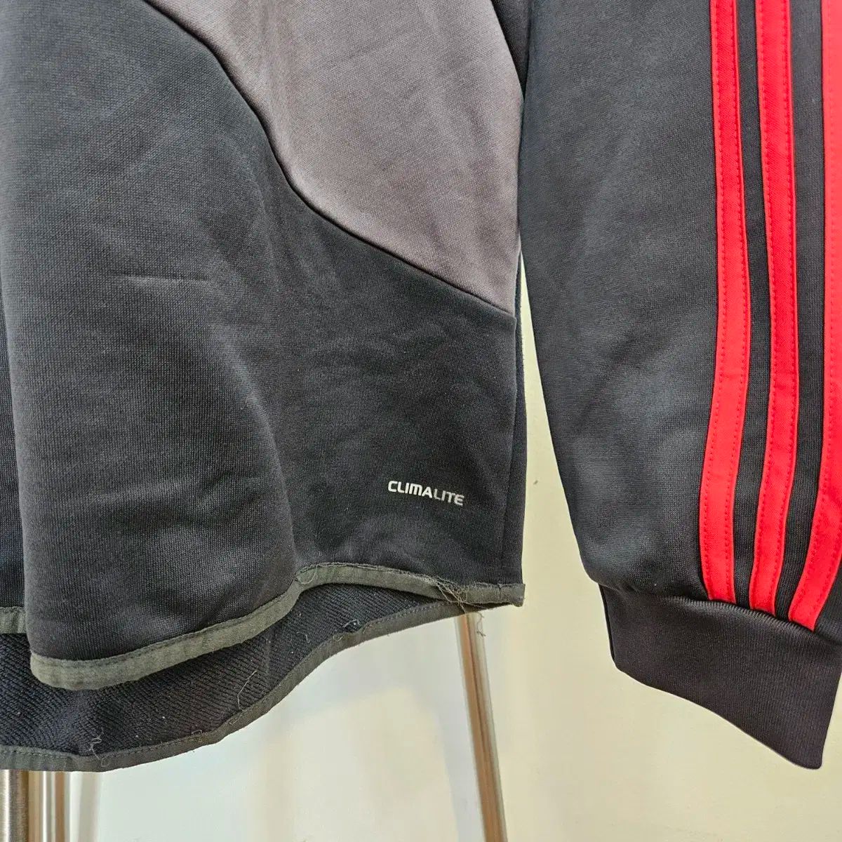 adidas(アディダス) AC ミラノ バンモック・ポーラー Tシャツ M