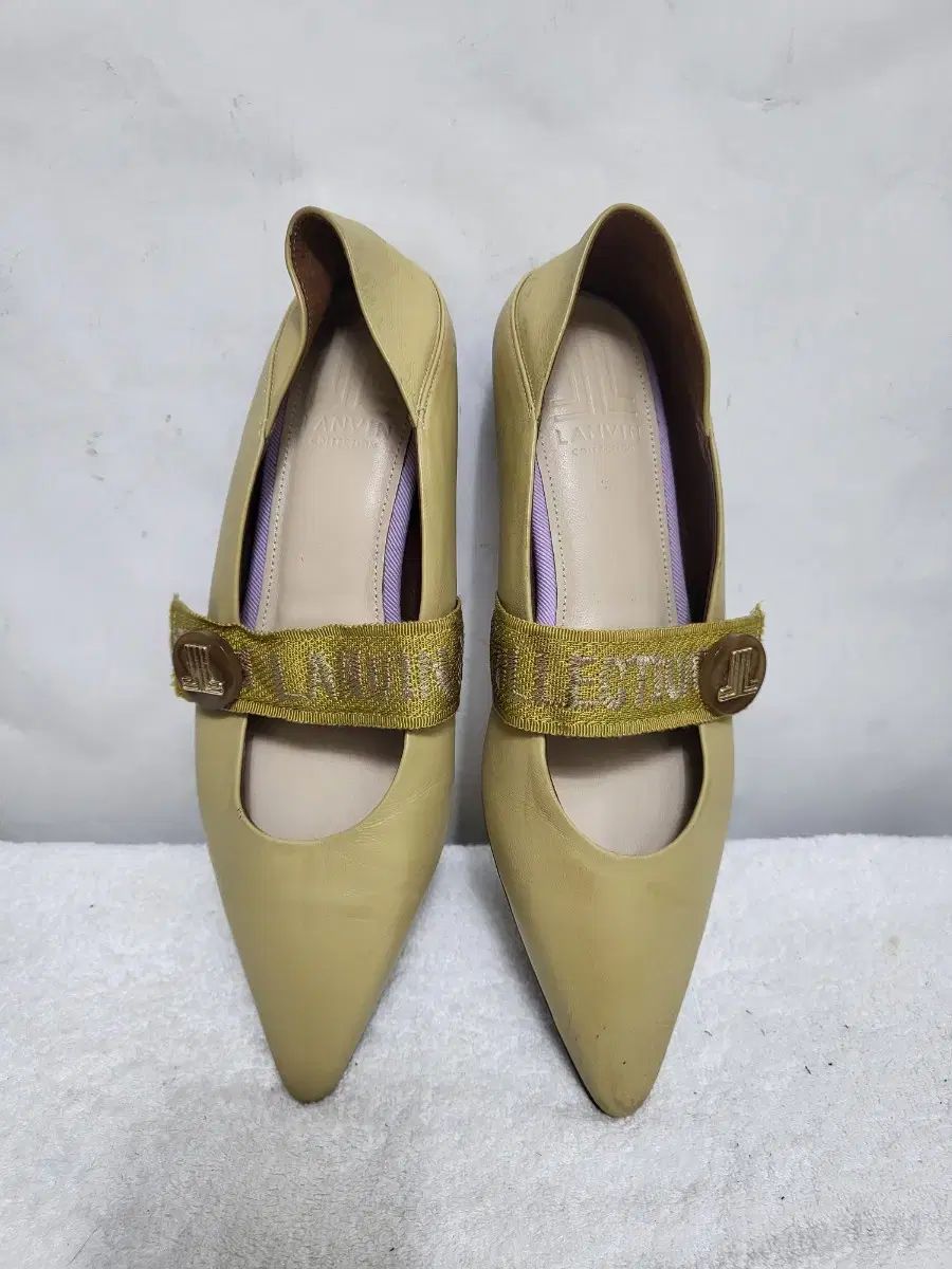 Lanvin レタリングフラットシューズ