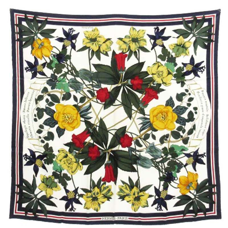 エルメス　カレ　90　 Fleurs d'Hellade スカーフ 楽天市場】HERMES エルメス カレ90 Fleurs d'Hellade スカーフ
