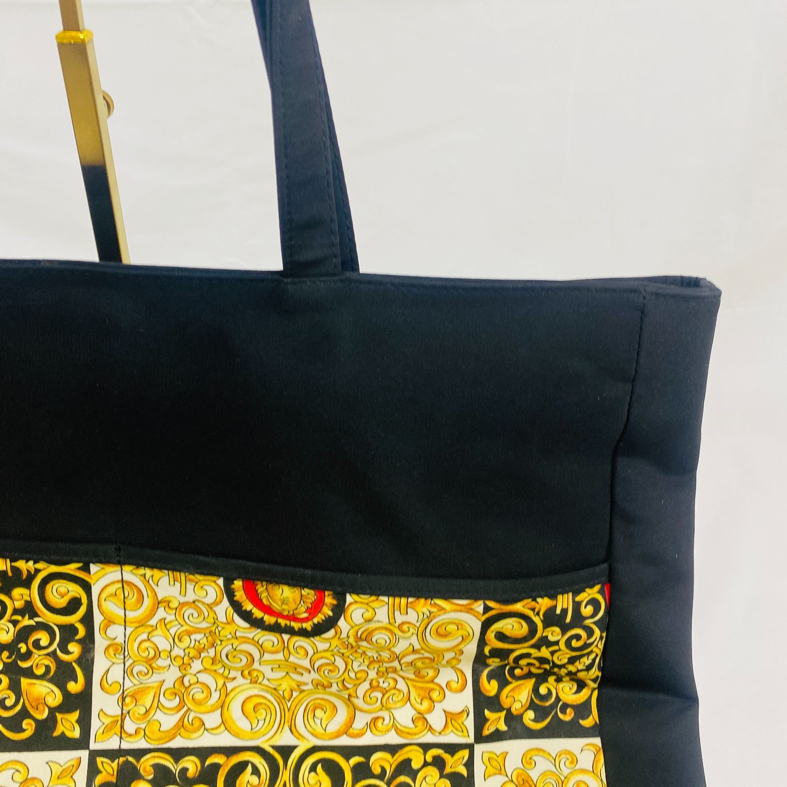 美品 VERSACE ヴェルサーチ 肩掛け トートバッグ メデューサ 鞄 トート 
