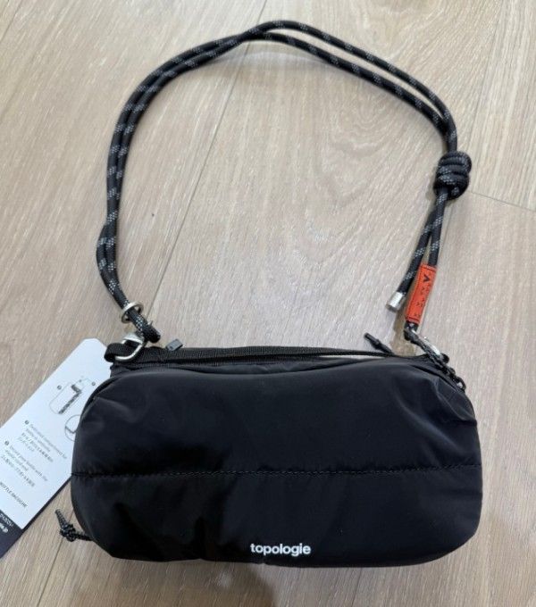 ☆在庫限りの早い者勝ち！新品未使用 Topologie Bottle Sacoche ボトル 