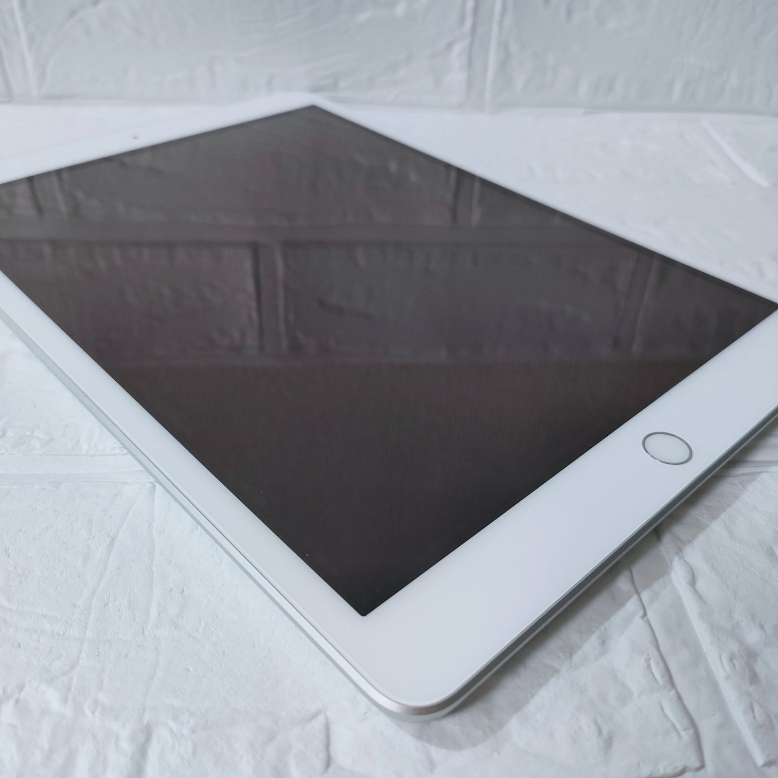 ipad 第7世代　32GB iPad Wi-Fi + Cellular 32GB - ゴールド（第7世代） [整備済製品