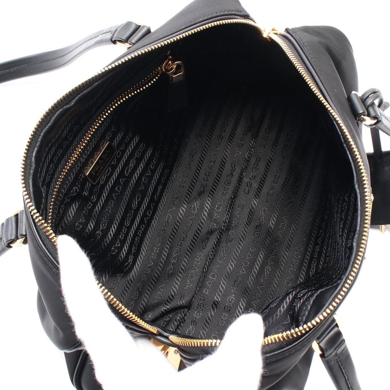 PRADA プラダ Re-Nylon ミディアム トップハンドルバッグ ショルダー 