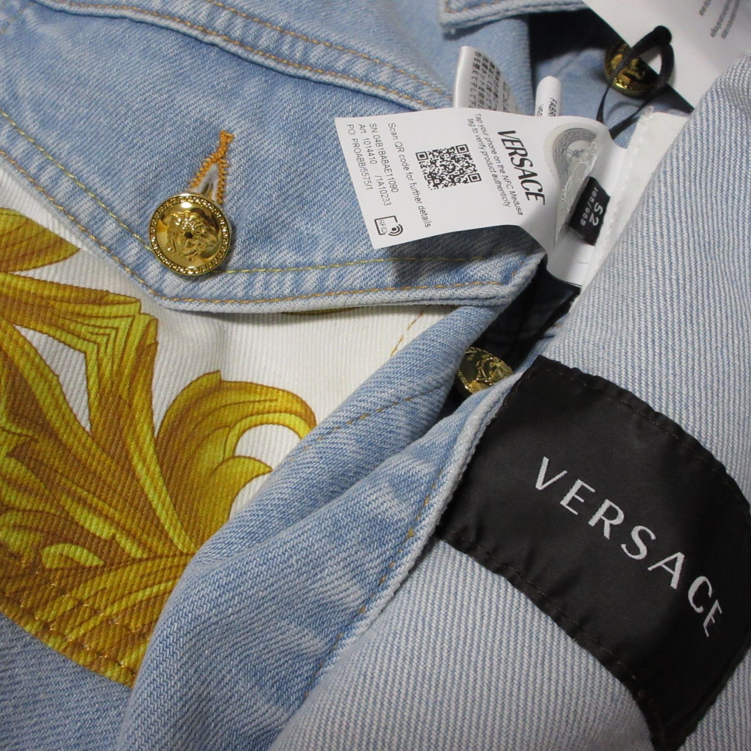 新品メンズ ヴェルサーチェ VERSACEメデューサ デニム