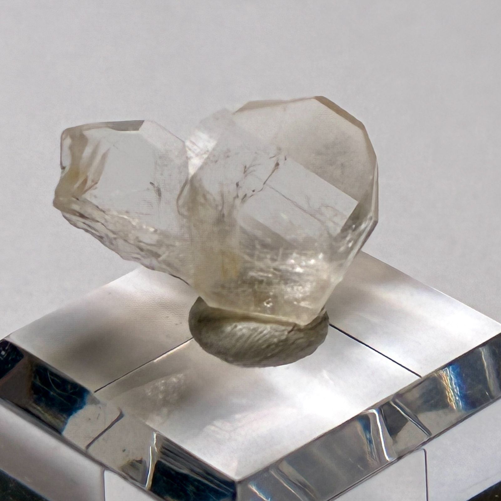 長崎県五島市奈留島産日本式双晶 一点物 原石 鉱物 天然石 パワーストーン No.1658