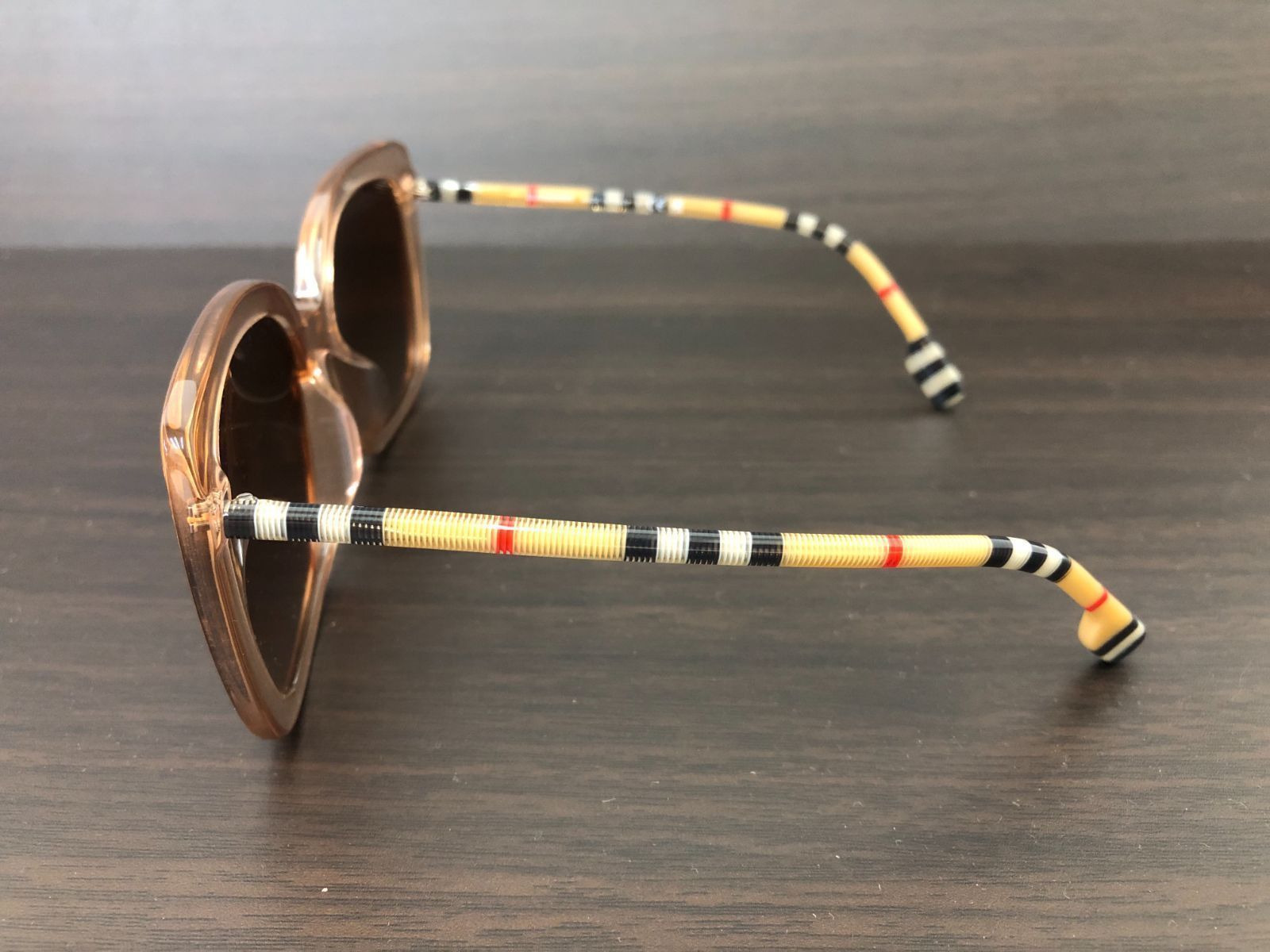 A）BURBERRY バーバリー レディース サングラス BE4323F 56□20 140  