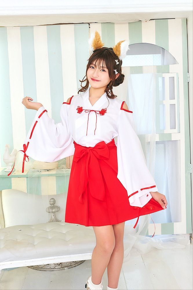 SKE48 2017年 福袋 生写真 巫女 衣装 チームS 3種コンプ SKE48 2017年 福袋 生写真 巫女 衣装 チームS 3種コンプ SKE48