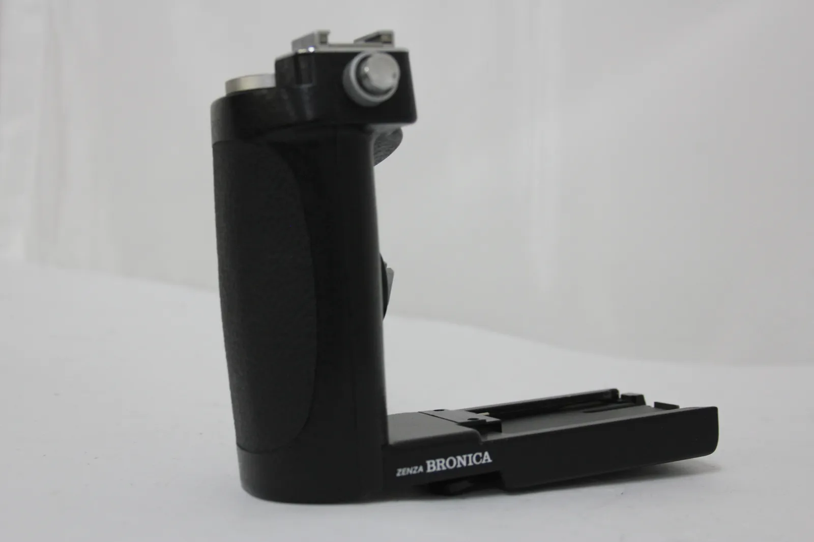 ZENZA BRONICA ETR ボディ グリップ 美品 ZENZA BRONICA ETR ボディ グリップ 美品 2026年最新】ブロニカ